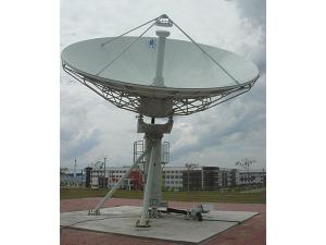 Приёмная спутниковая антенна L-диапазона, диаметр 7,3 м