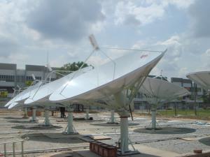 Приемная спутниковая антенна Rx, диаметр 4.3 м, C, Ku-диапазон