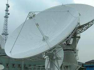  Спутниковая антенна RxTx, диаметр 5.36м, C, Ku-диапазон 