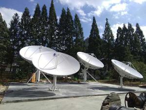  Приемная спутниковая антенна Rx, диаметр 4.5 м, C, Ku-диапазон 